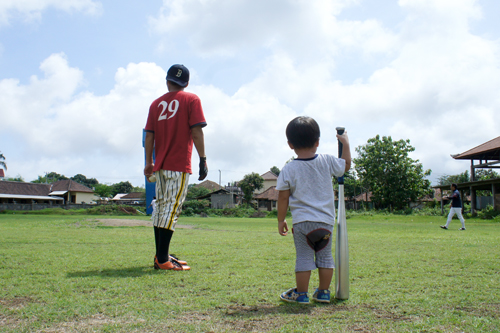 JzBaseball121202_2.jpg